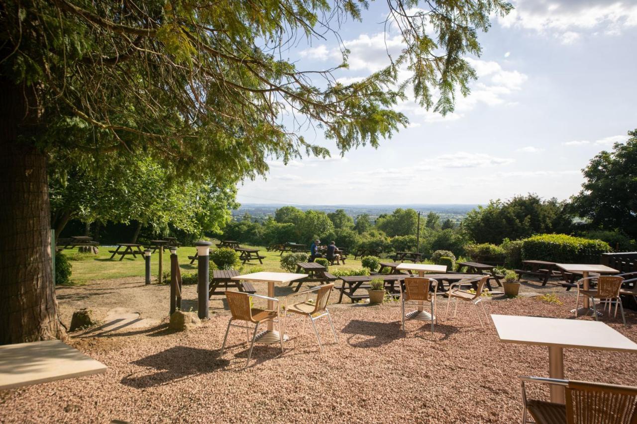 Rising Sun Pub, Restaurant And Rooms Lacock Exteriér fotografie